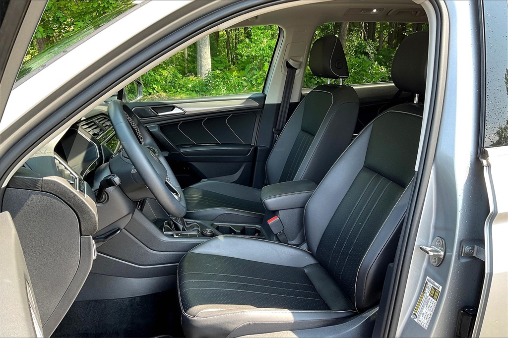 2022 Volkswagen Tiguan 2.0T SE - Photo 10
