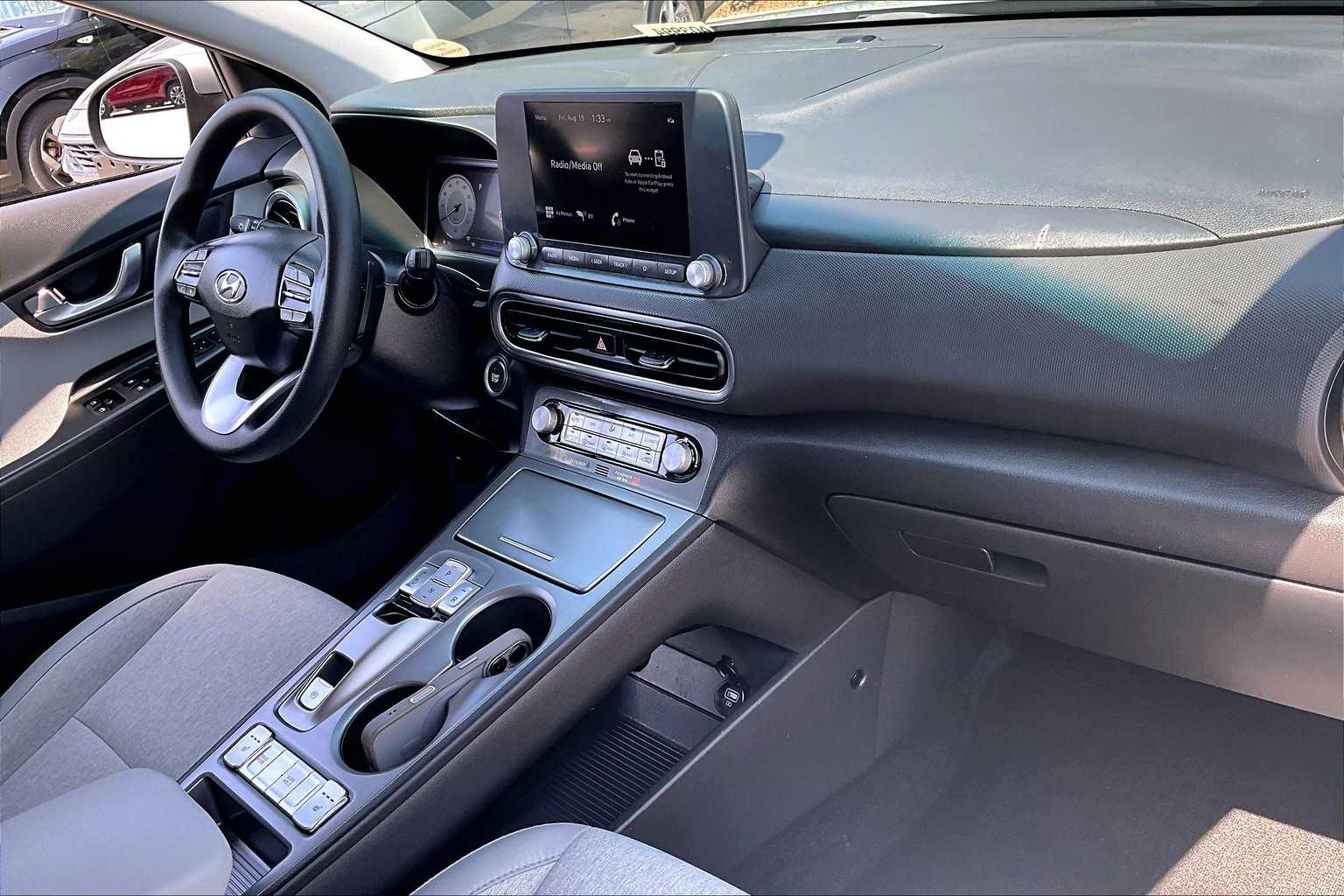 2023 Hyundai Kona Electric SE - Photo 14