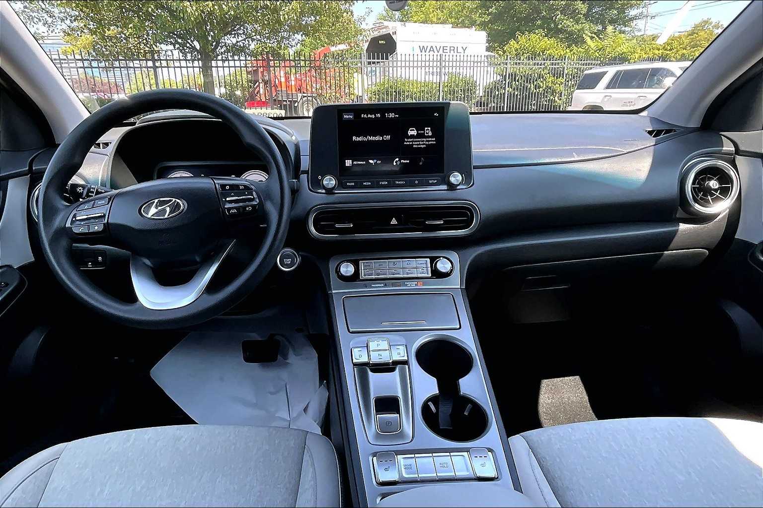 2023 Hyundai Kona Electric SE - Photo 21