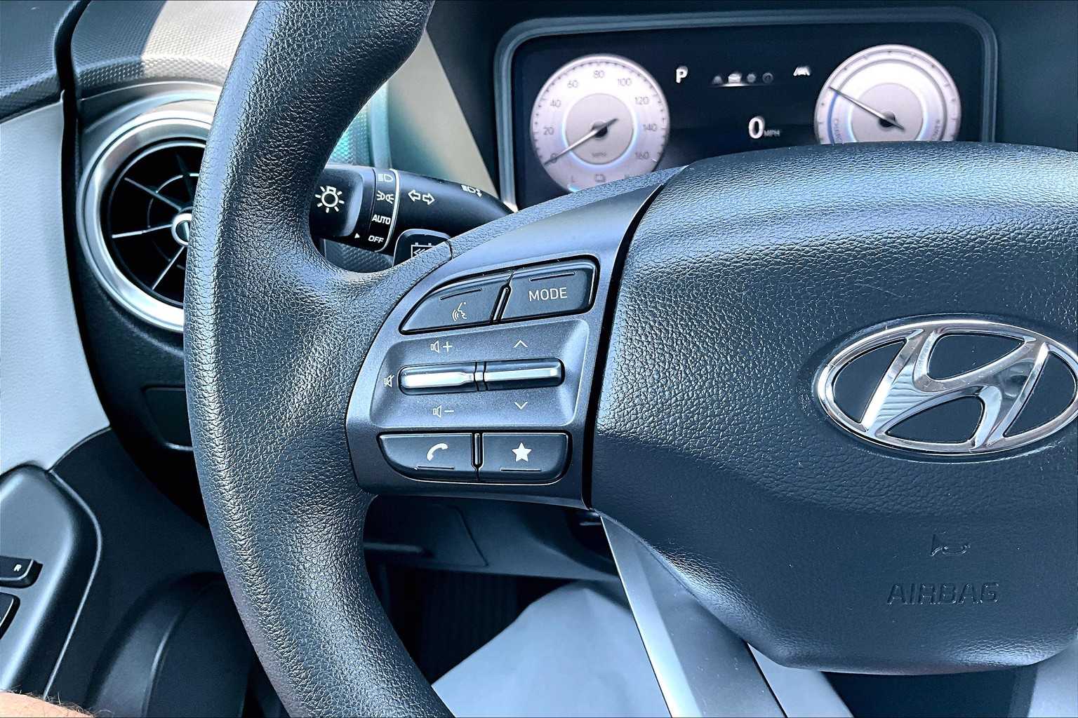 2023 Hyundai Kona Electric SE - Photo 22