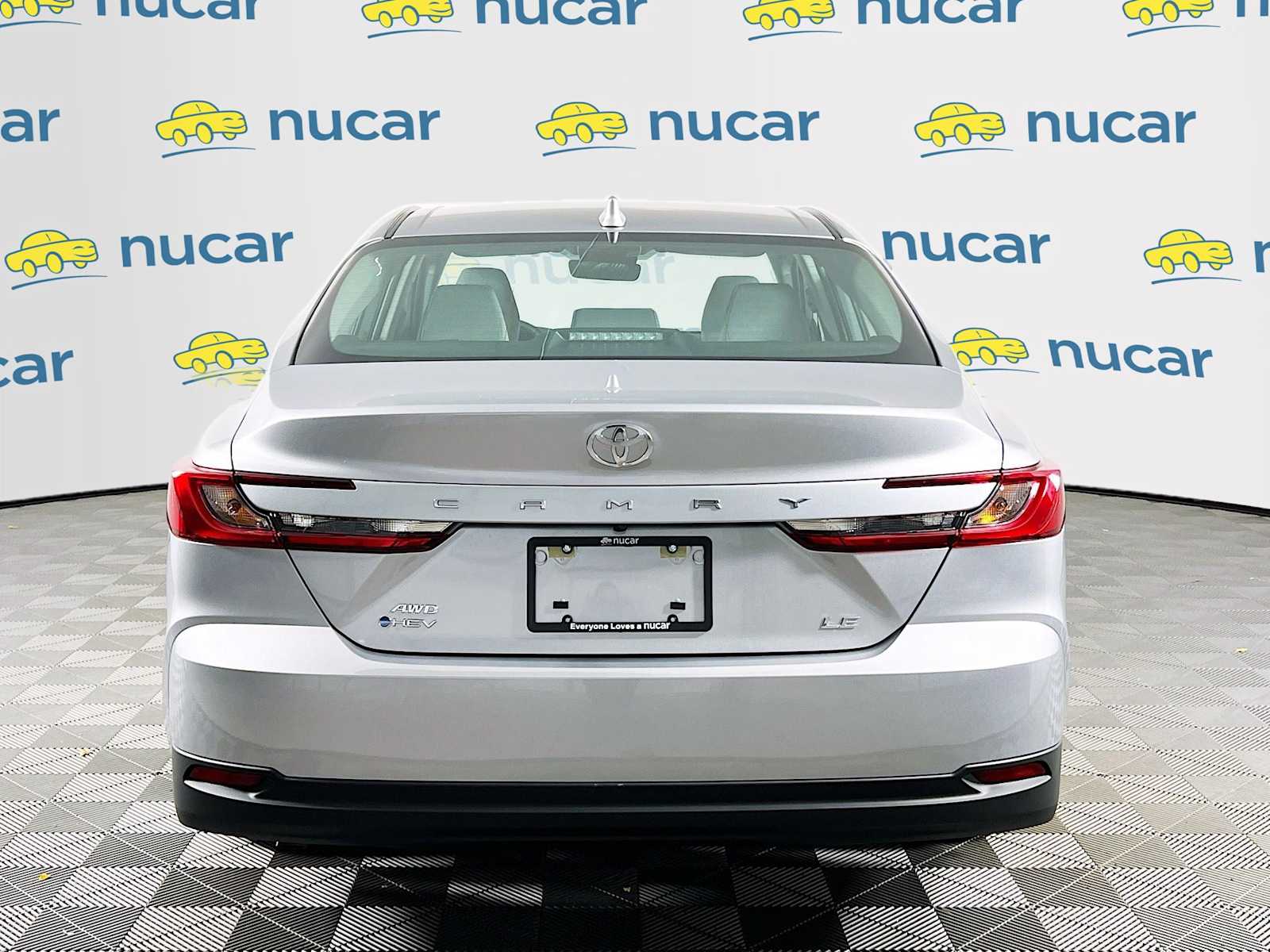 2026 Toyota Camry LE - Photo 5