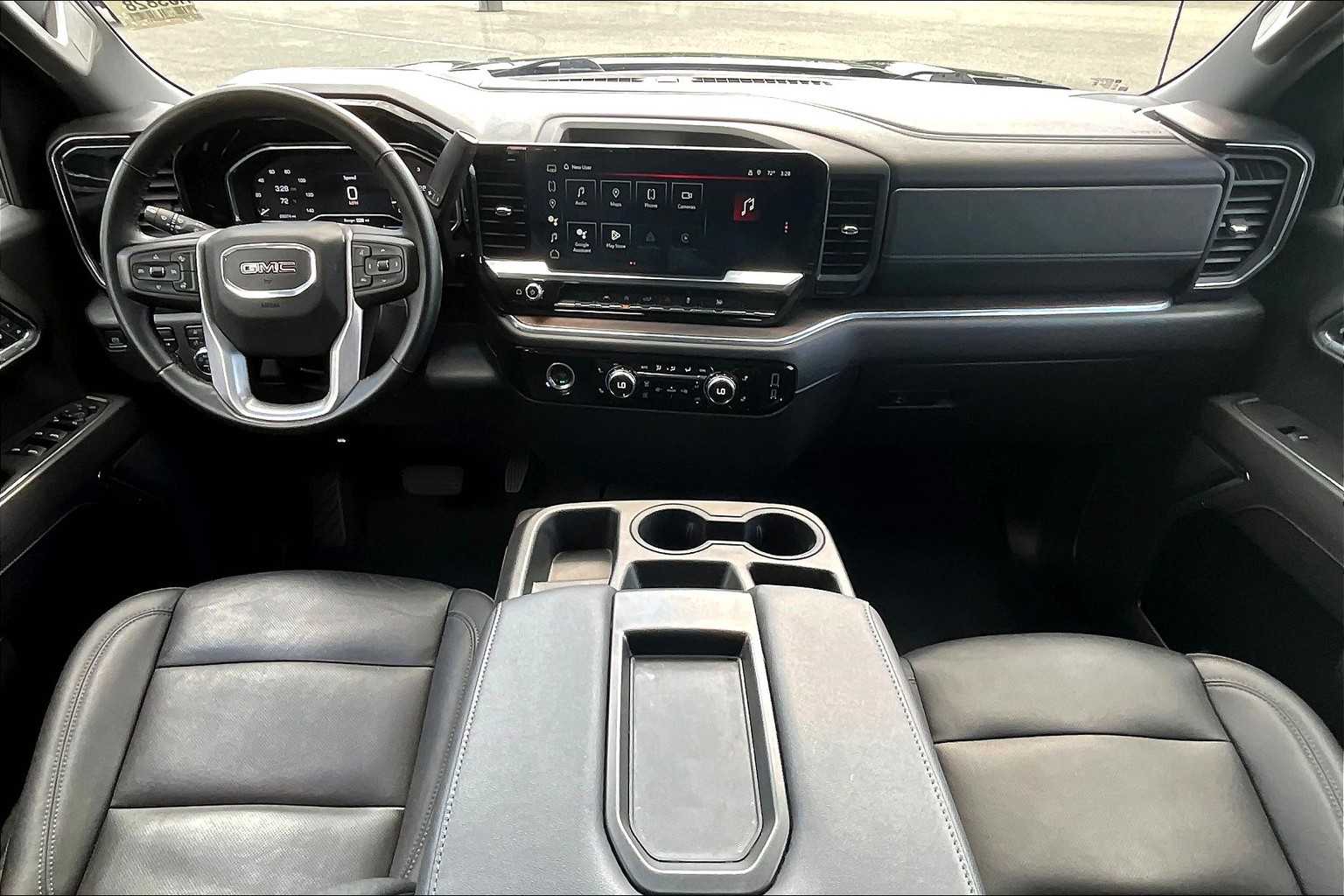 2024 GMC Sierra 1500 SLT - Photo 21