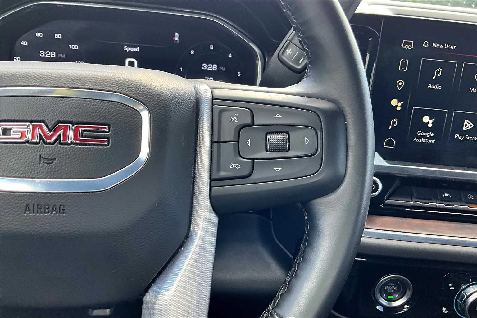 2024 GMC Sierra 1500 SLT - Photo 24