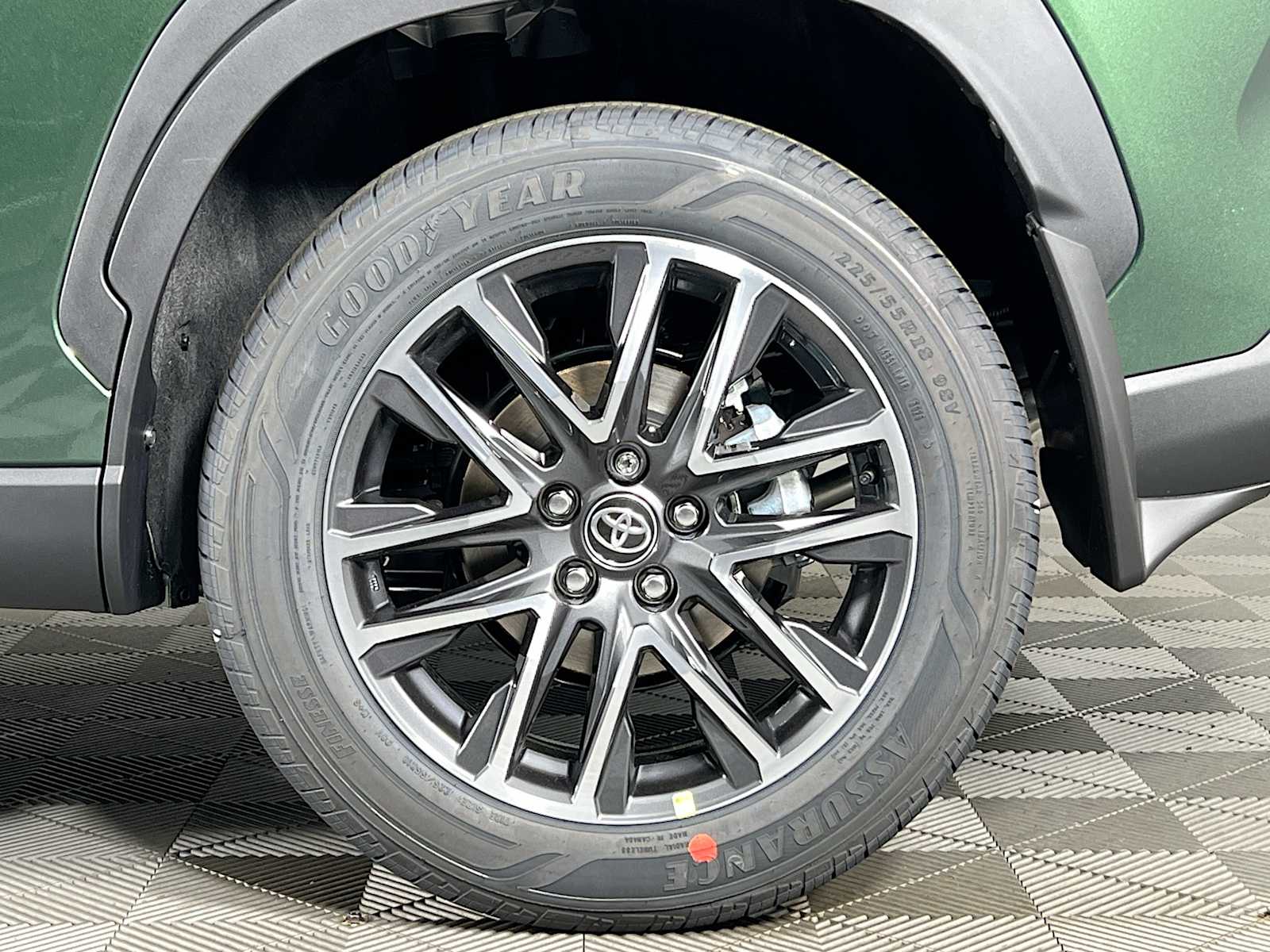 2026 Toyota Corolla Cross XLE - Photo 19