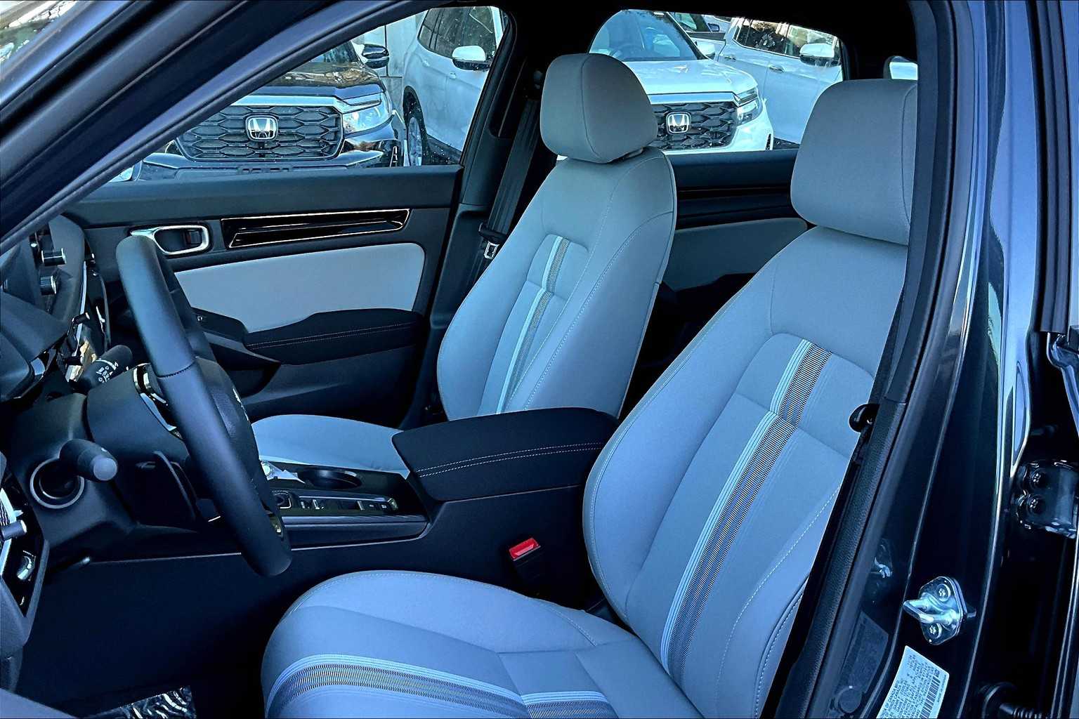 2025 Honda Civic Hybrid Sport - Photo 11
