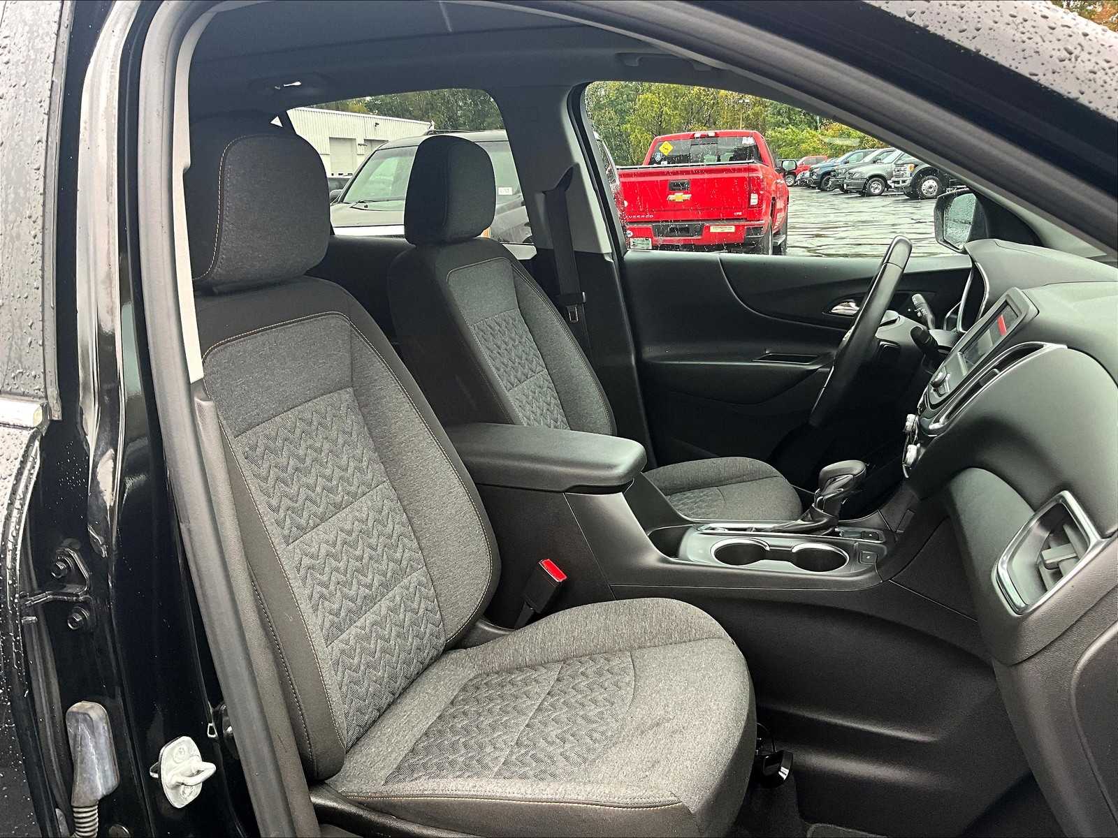 2022 Chevrolet Equinox LT - Photo 11
