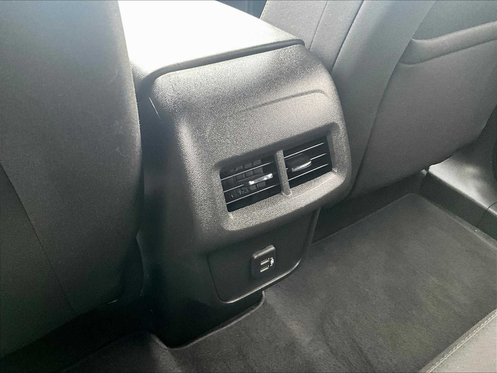2022 Chevrolet Equinox LT - Photo 28