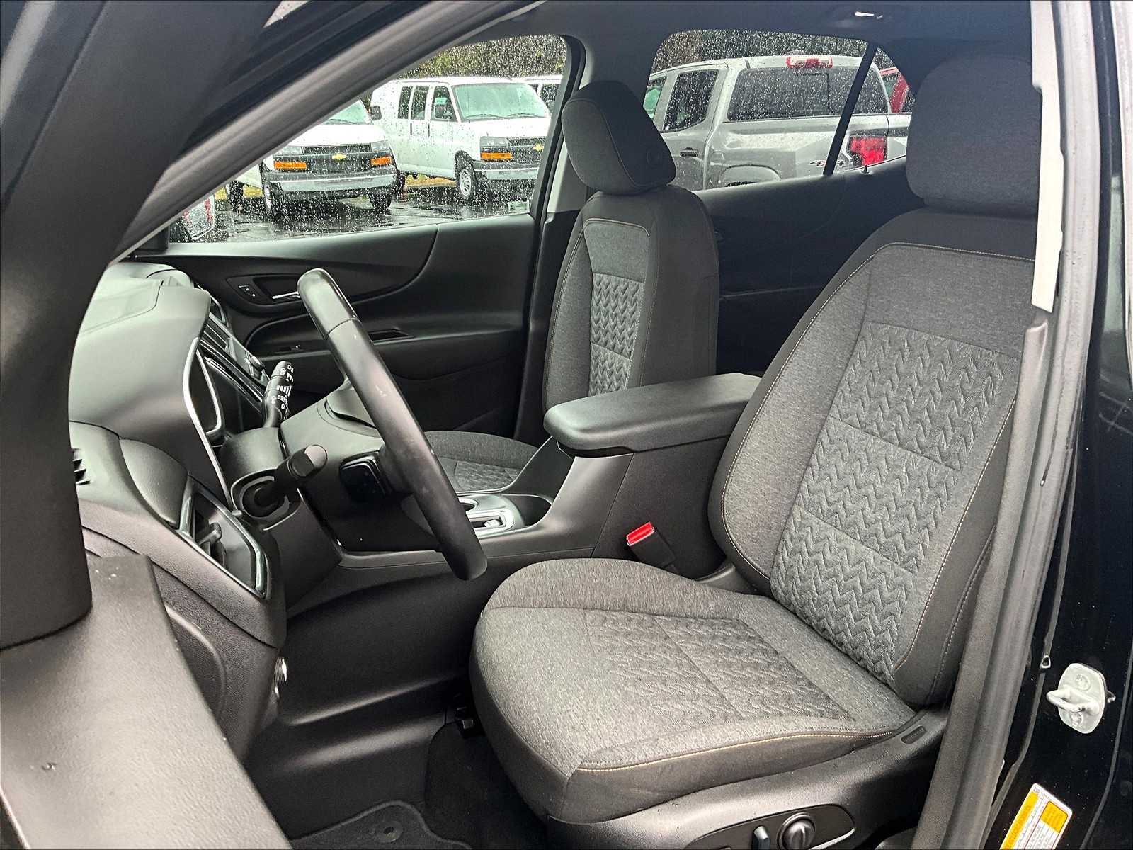 2022 Chevrolet Equinox LT - Photo 10