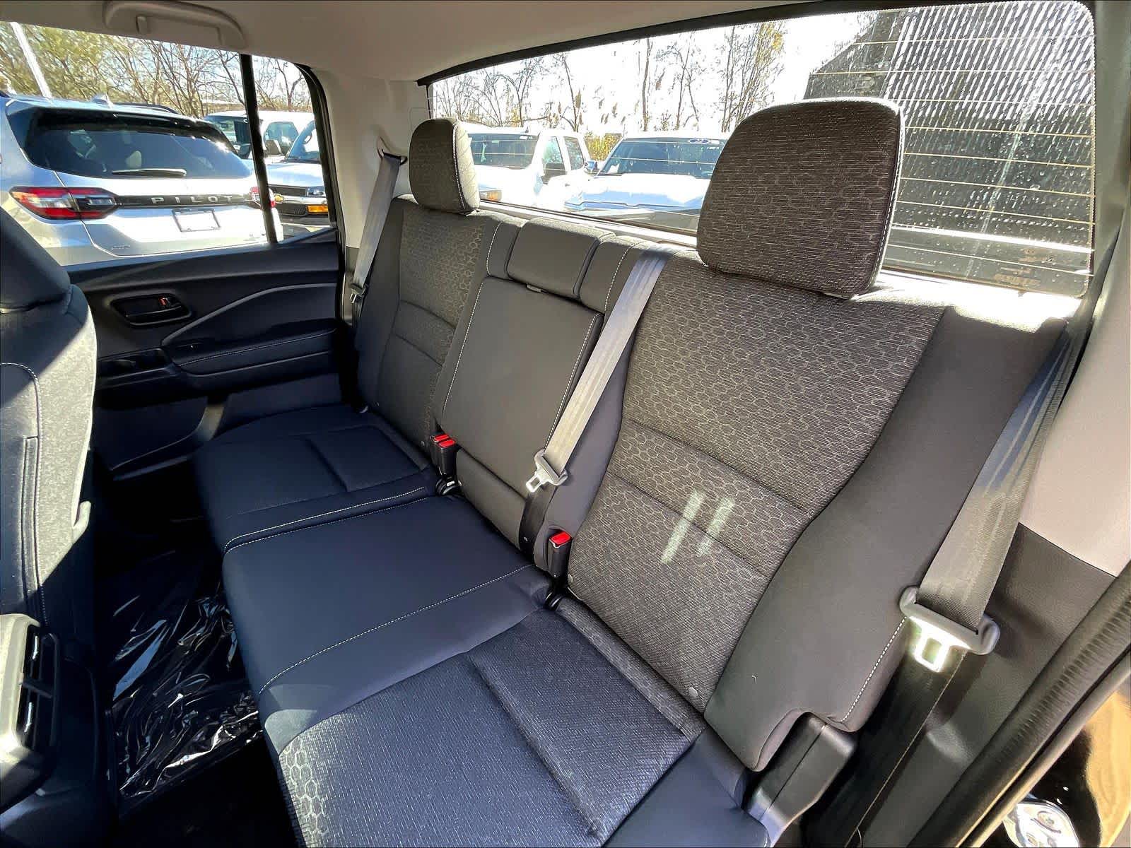 2026 Honda Ridgeline Sport - Photo 15