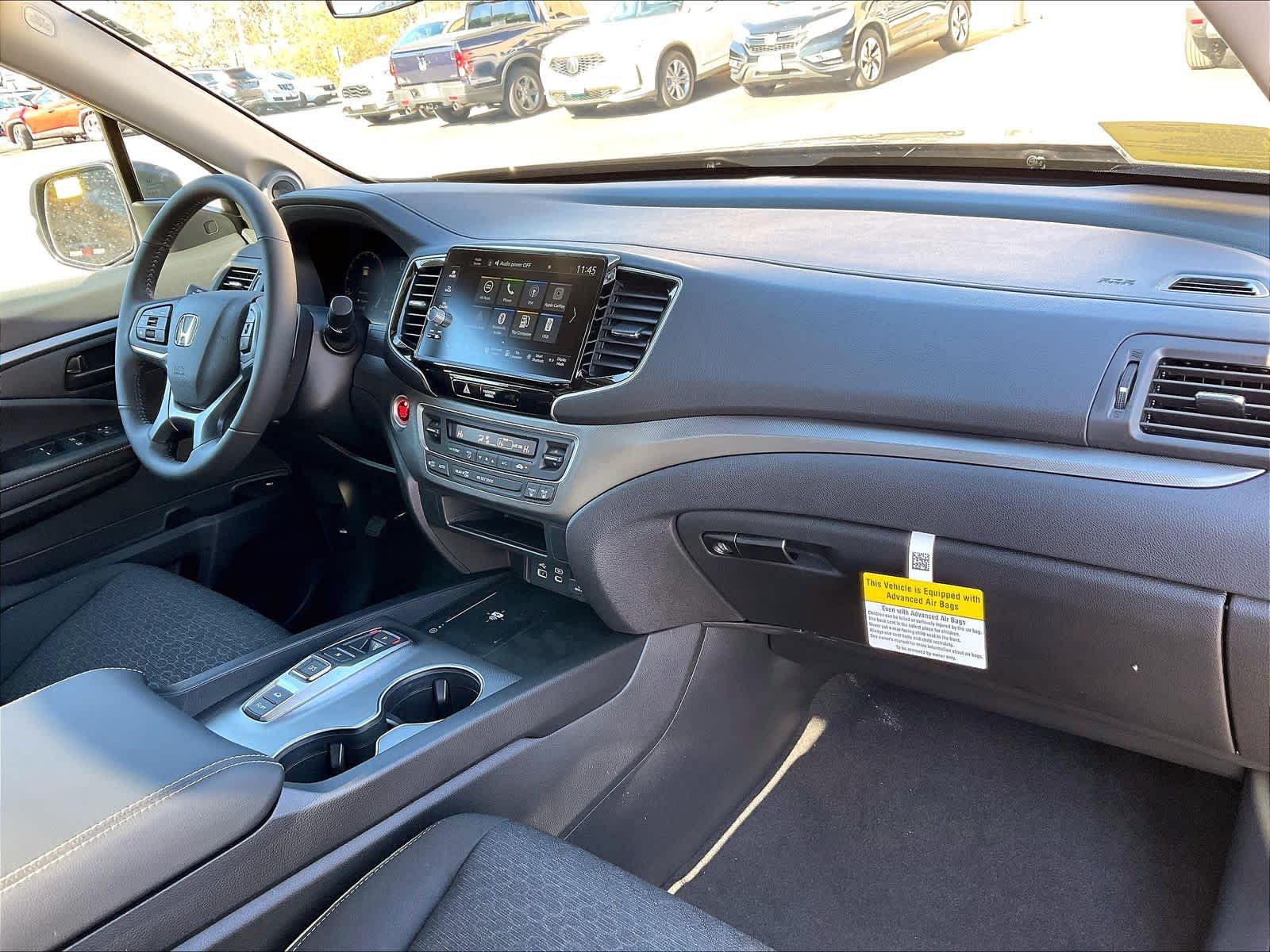 2026 Honda Ridgeline Sport - Photo 10