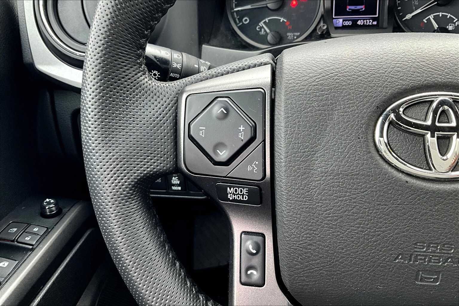 2022 Toyota Tacoma TRD Sport - Photo 23