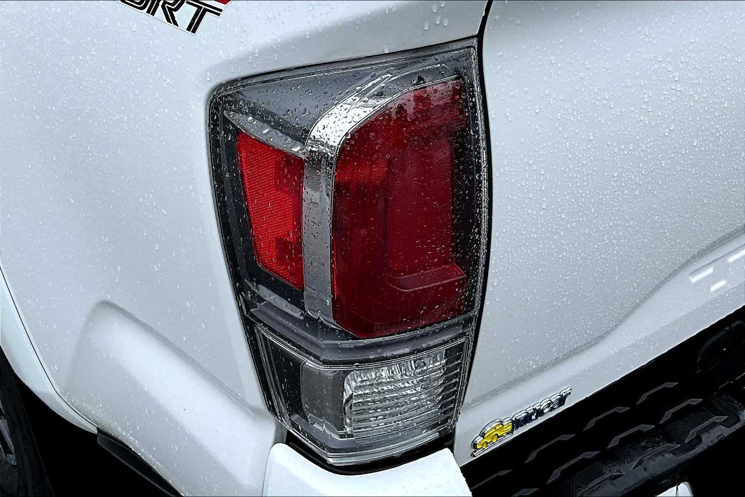 2022 Toyota Tacoma TRD Sport - Photo 35