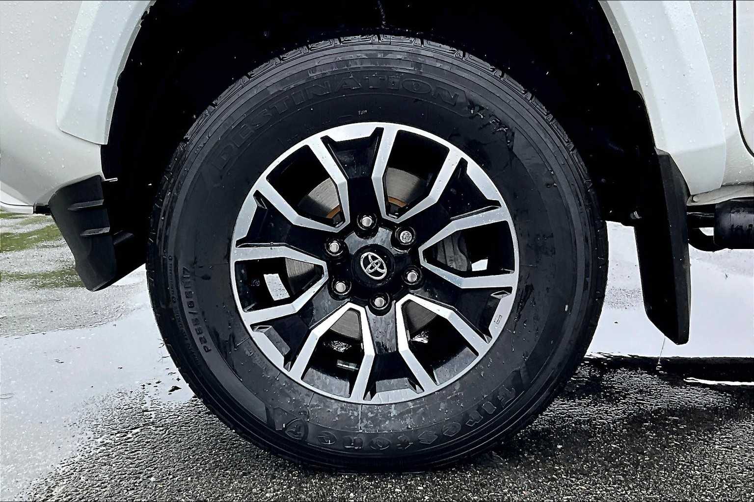 2022 Toyota Tacoma TRD Sport - Photo 7