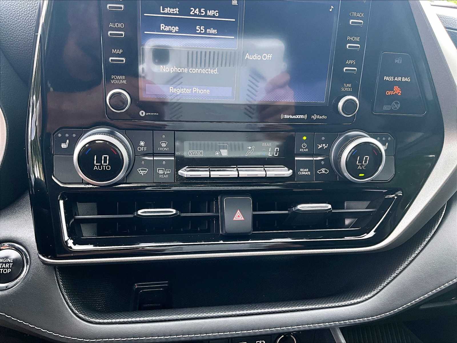 2022 Toyota Highlander XLE - Photo 27