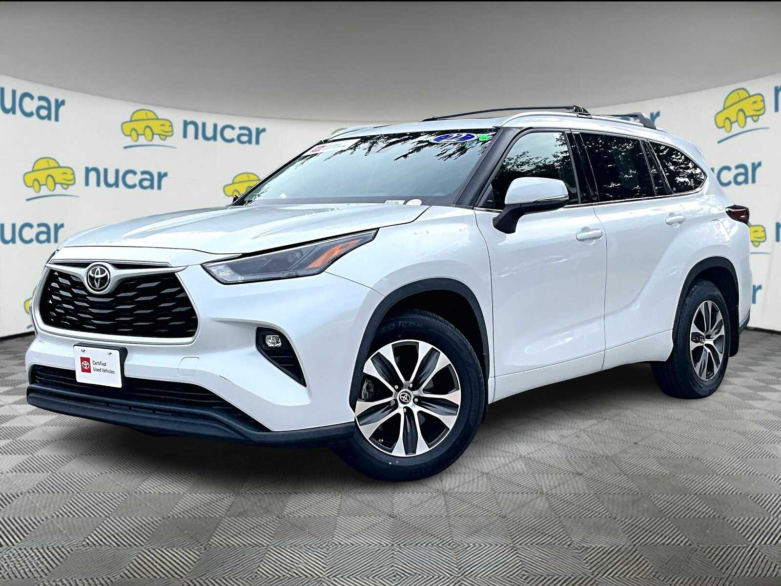 2022 Toyota Highlander XLE - Photo 3