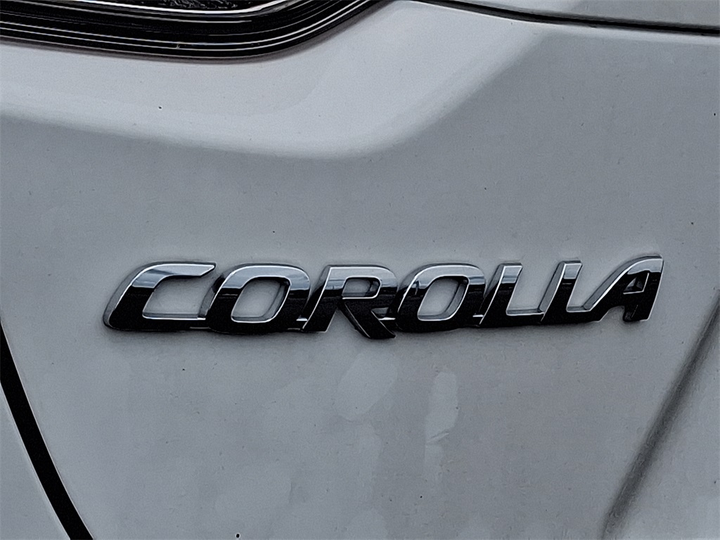2024 Toyota Corolla LE - Photo 9