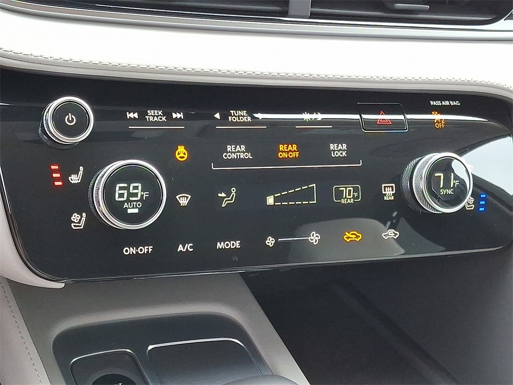 2026 INFINITI QX60 LUXE - Photo 13