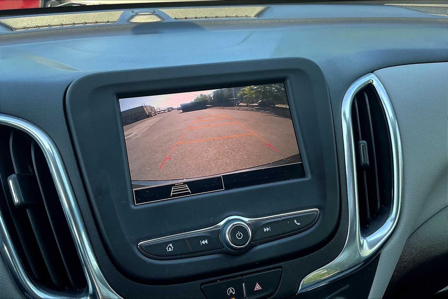 2023 Chevrolet Equinox LT - Photo 19