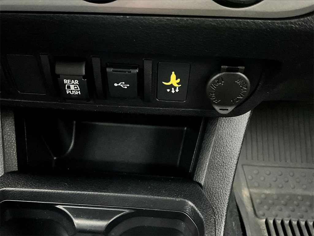 2021 Toyota Tacoma SR5 - Photo 27