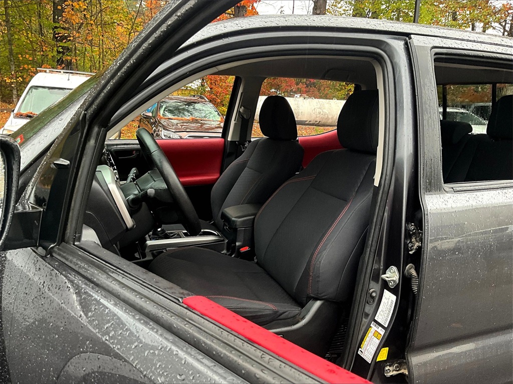 2021 Toyota Tacoma SR5 - Photo 10