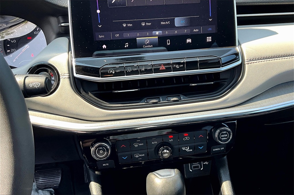 2024 Jeep Compass Limited - Photo 26