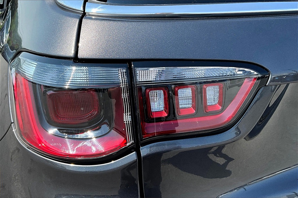 2024 Jeep Compass Limited - Photo 33