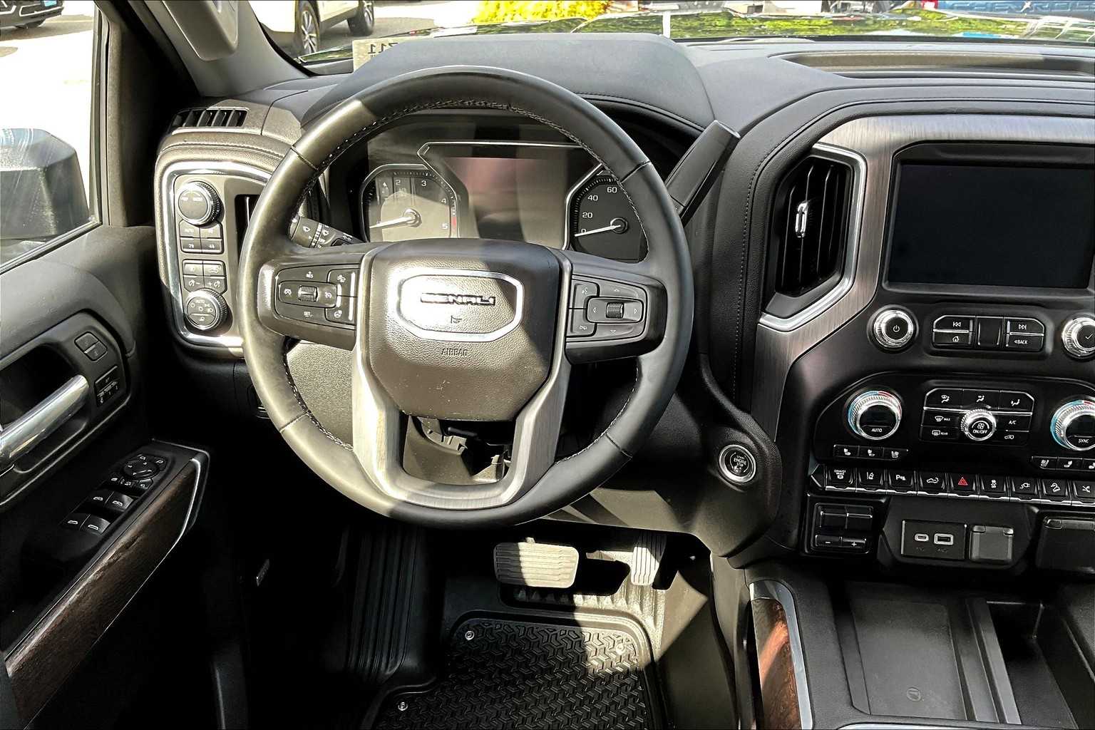 2023 GMC Sierra 2500HD Denali - Photo 17