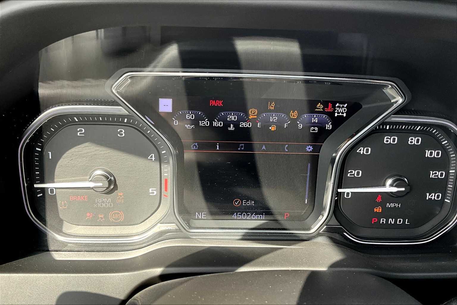 2023 GMC Sierra 2500HD Denali - Photo 25