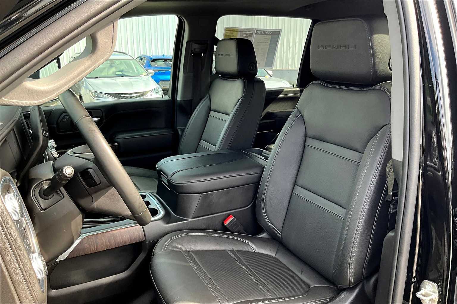 2023 GMC Sierra 2500HD Denali - Photo 10