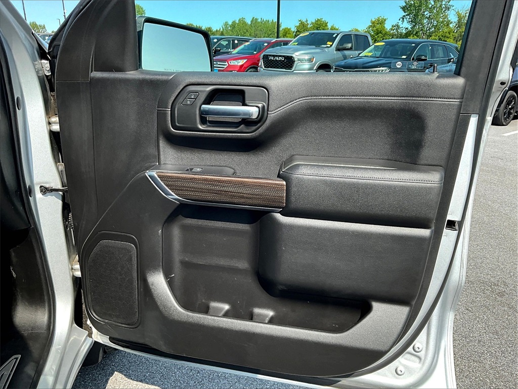 2019 Chevrolet Silverado 1500 LT - Photo 12