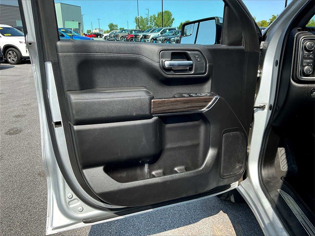 2019 Chevrolet Silverado 1500 LT - Photo 9