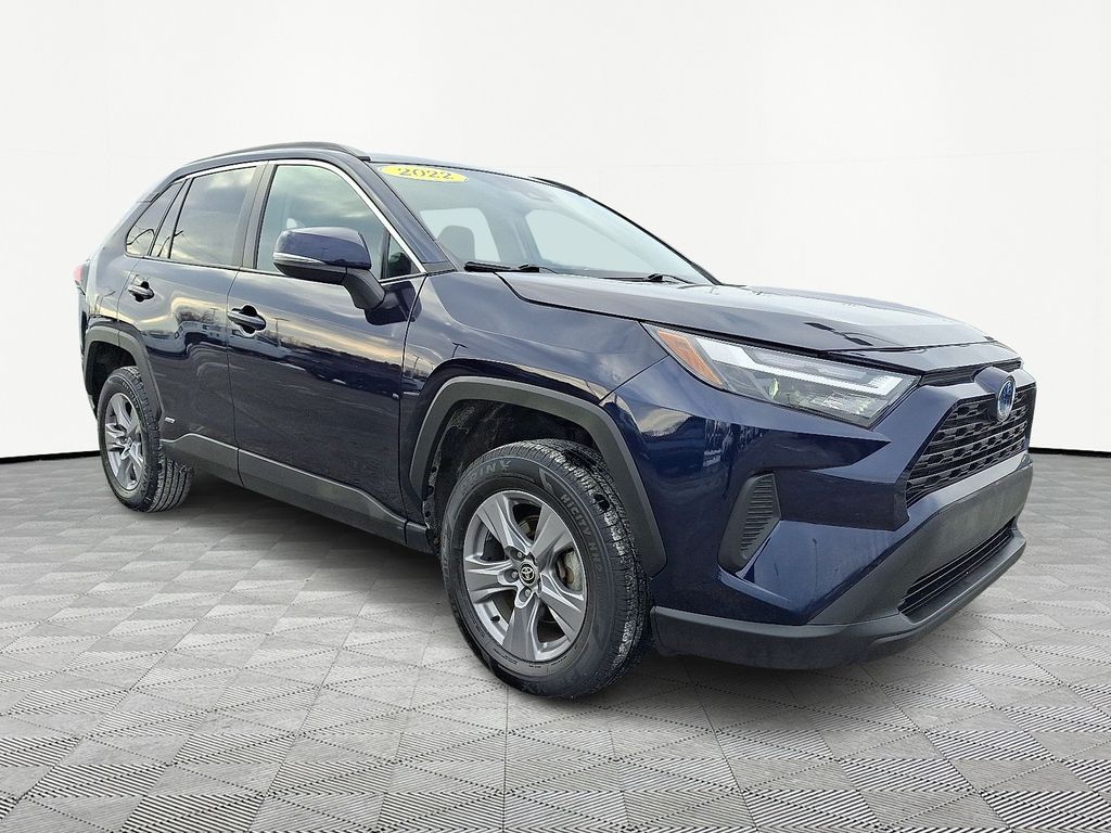 2022 Toyota RAV4 Hybrid XLE
