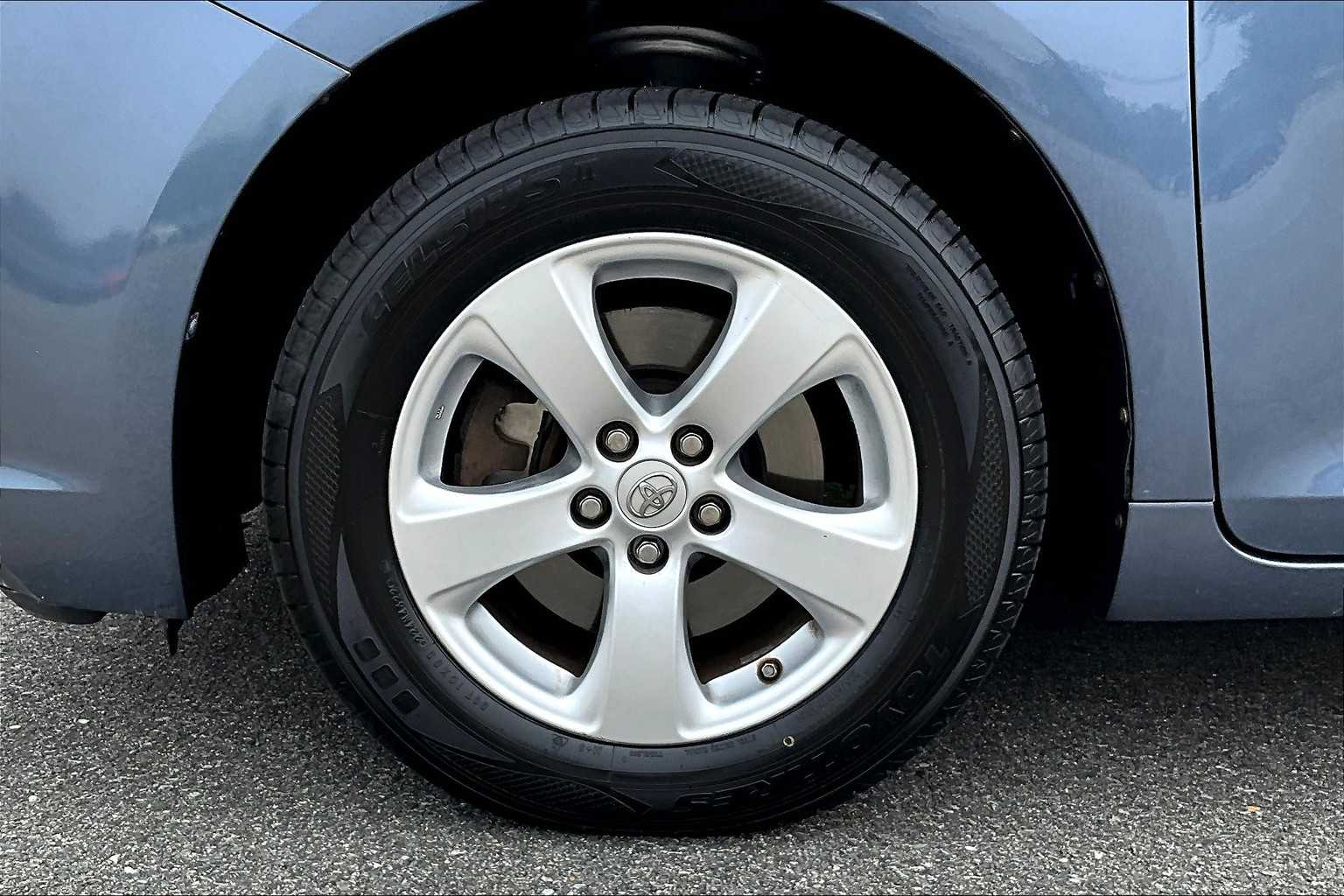 2013 Toyota Sienna LE - Photo 7