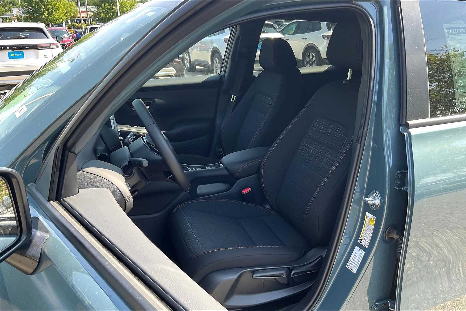 2026 Honda HR-V Sport - Photo 11
