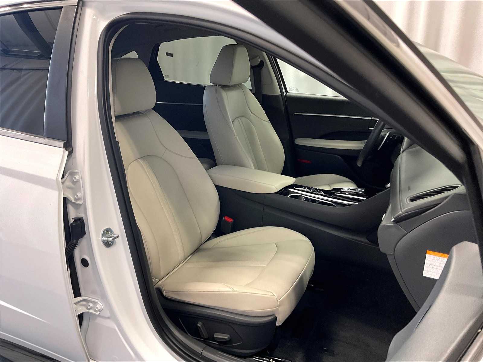 2021 Hyundai Sonata Hybrid Limited - Photo 11