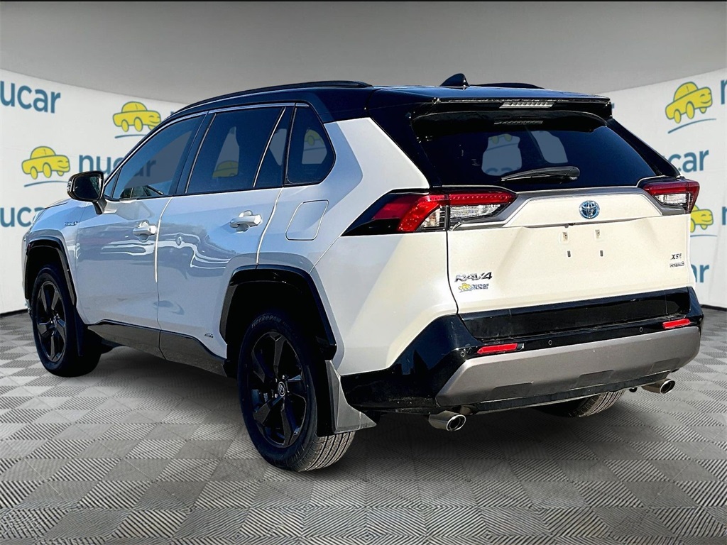 2019 Toyota RAV4 Hybrid XSE - Photo 4