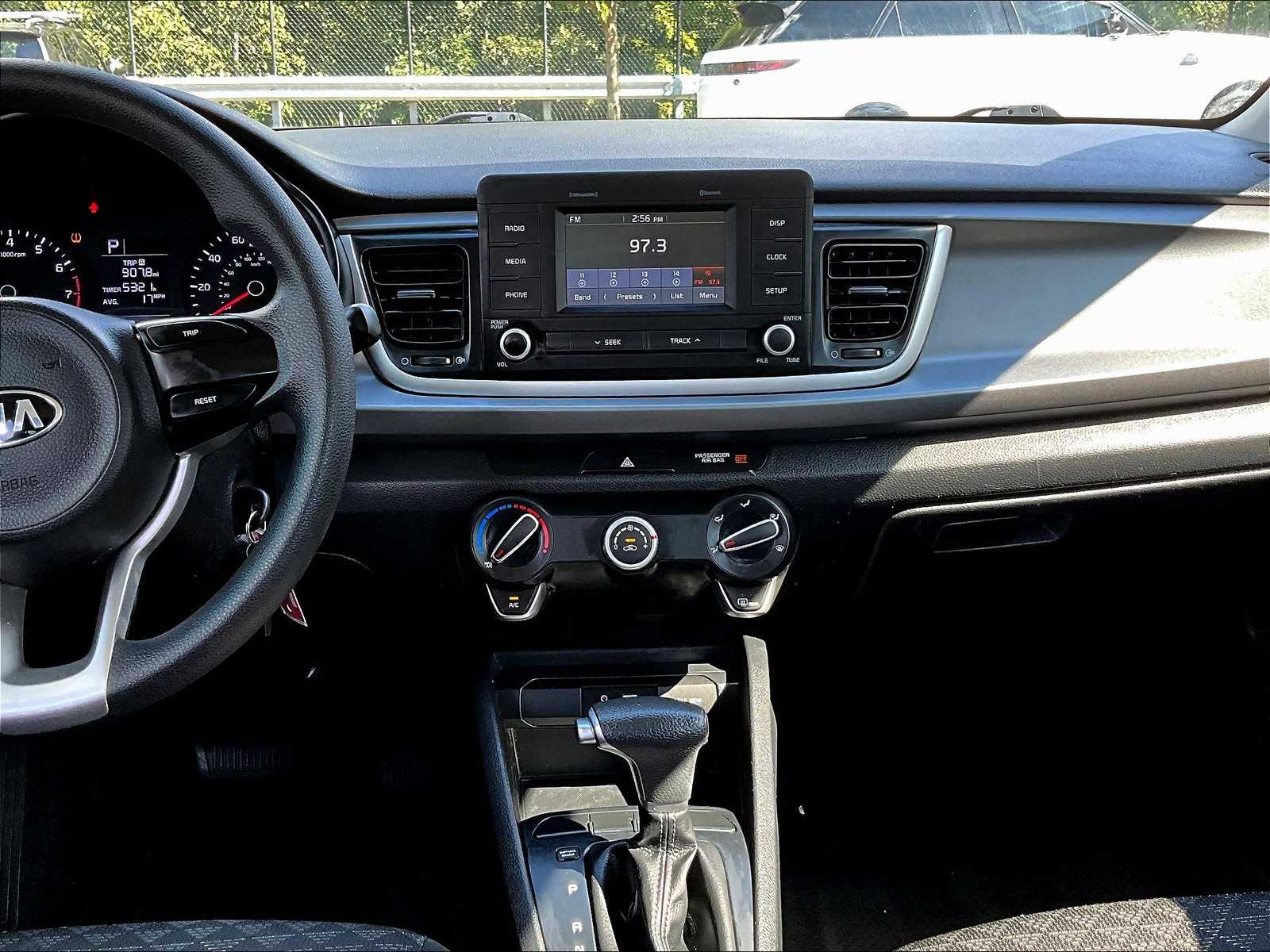2019 Kia Rio LX - Photo 18