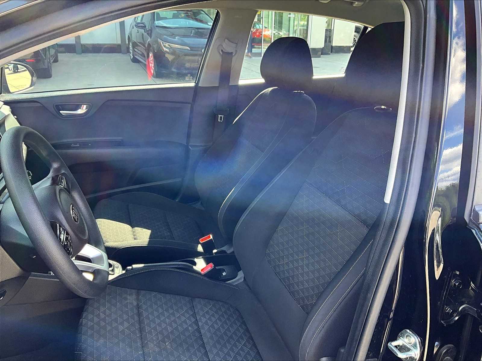 2019 Kia Rio LX - Photo 10