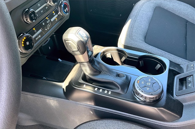 2025 Ford Bronco Base - Photo 9
