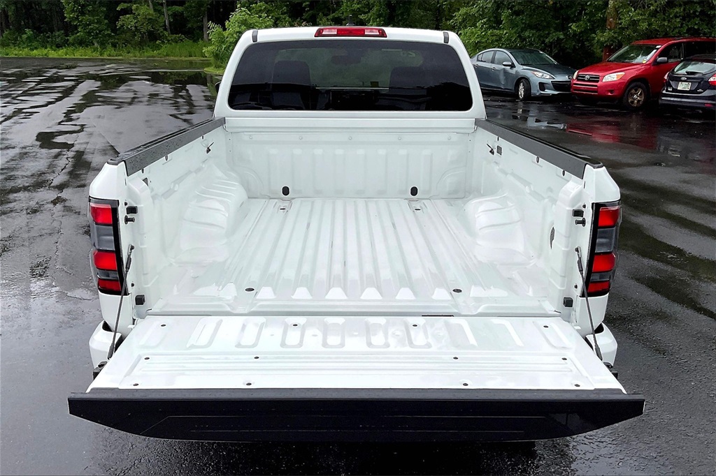 2025 Nissan Frontier SV - Photo 29