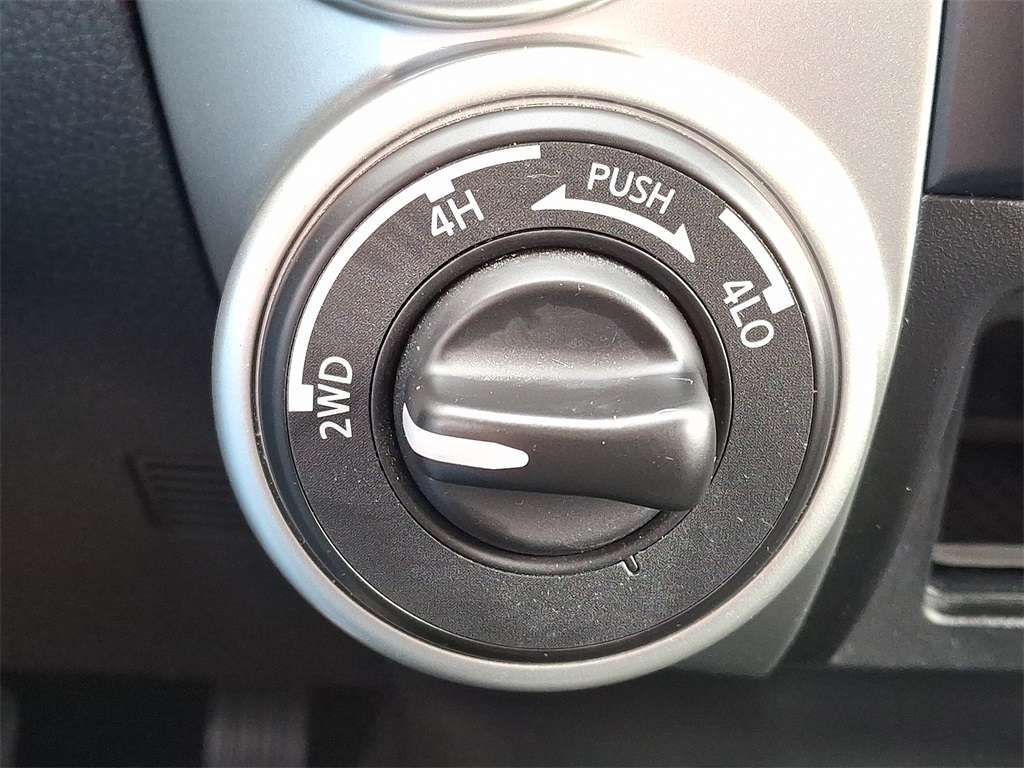 2018 Nissan Titan SV - Photo 21