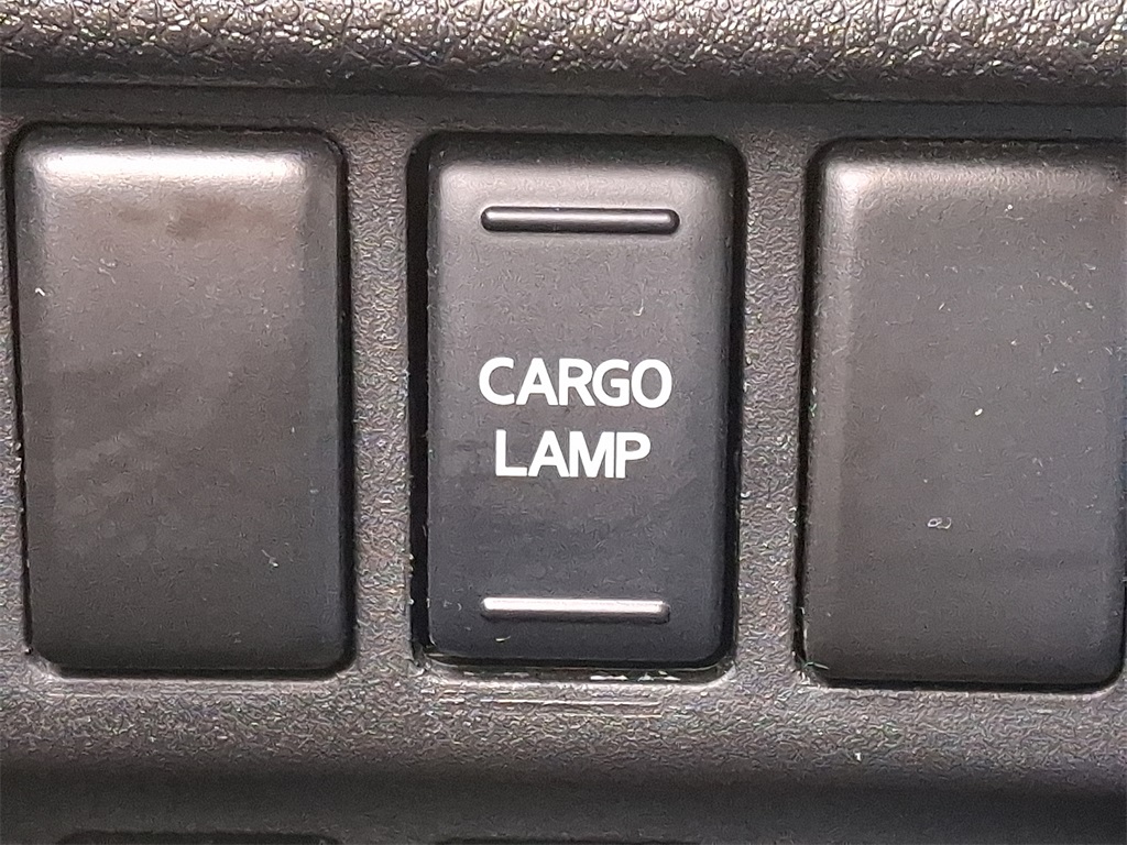 2018 Nissan Titan SV - Photo 25