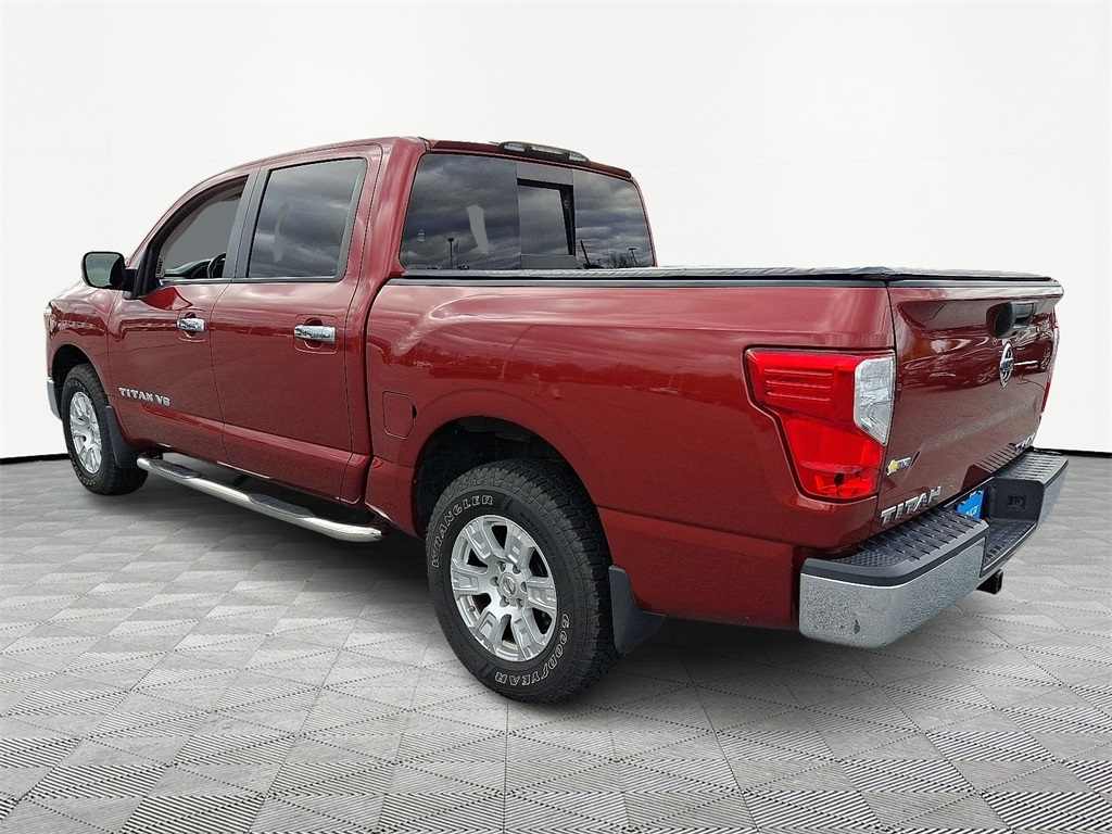 2018 Nissan Titan SV - Photo 5
