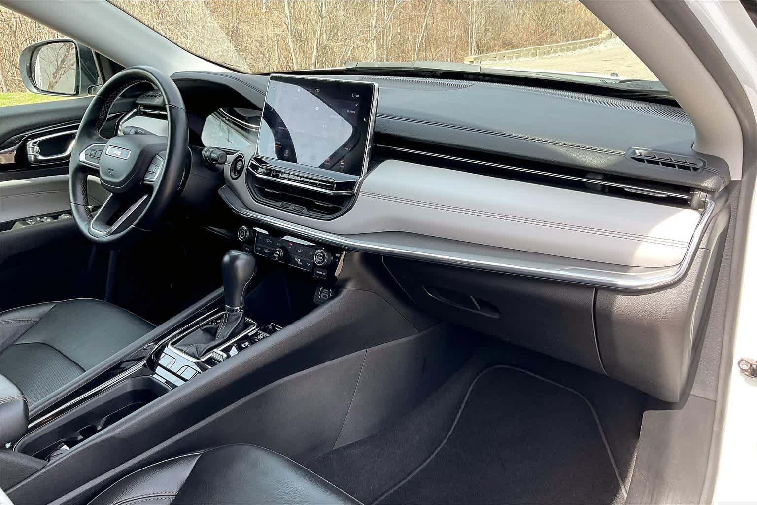 2022 Jeep Compass Limited - Photo 14