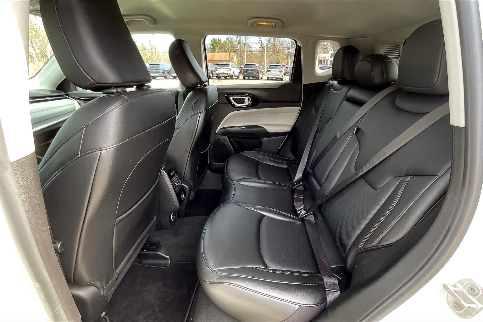 2022 Jeep Compass Limited - Photo 15
