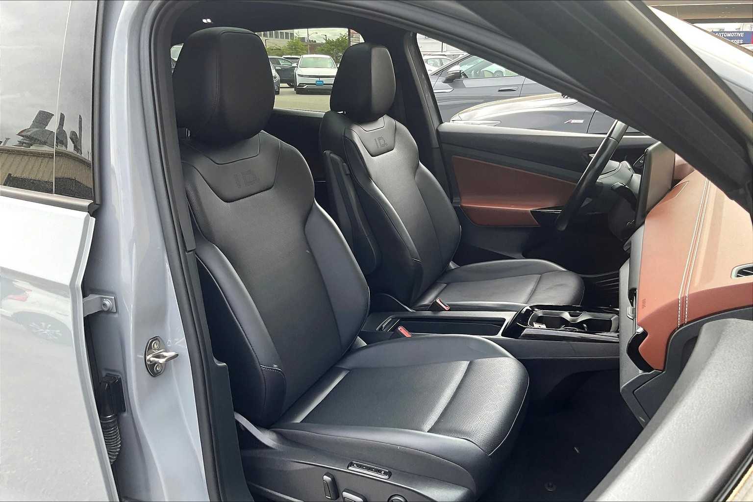 2021 Volkswagen ID.4 Pro S - Photo 11