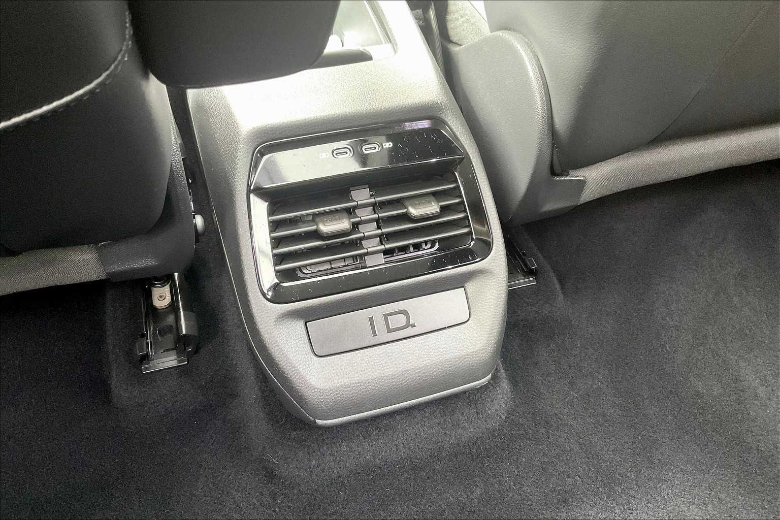 2021 Volkswagen ID.4 Pro S - Photo 28