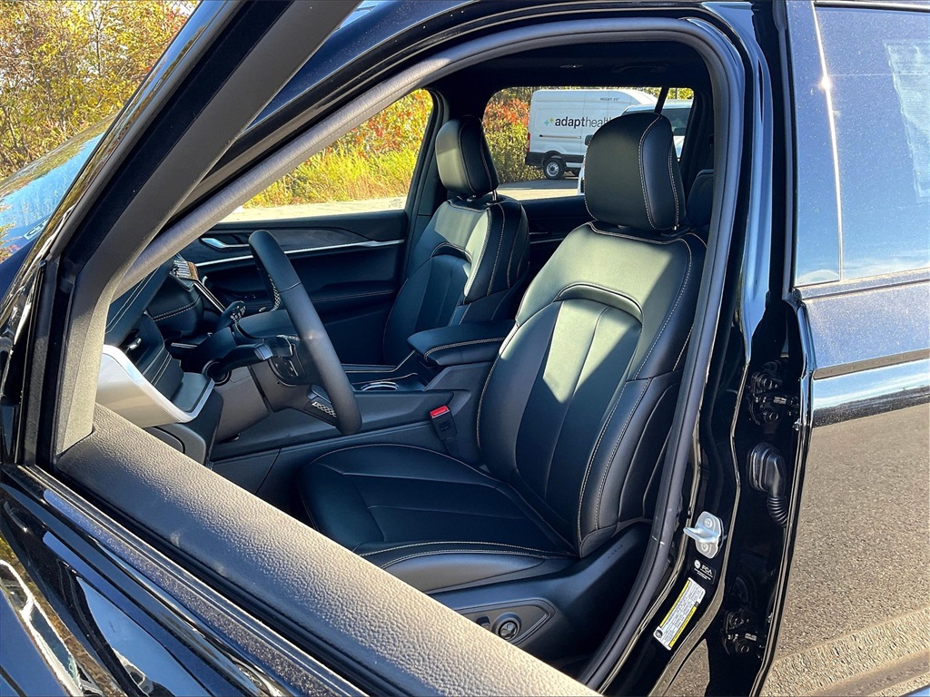 2025 Jeep Grand Cherokee L Limited - Photo 11