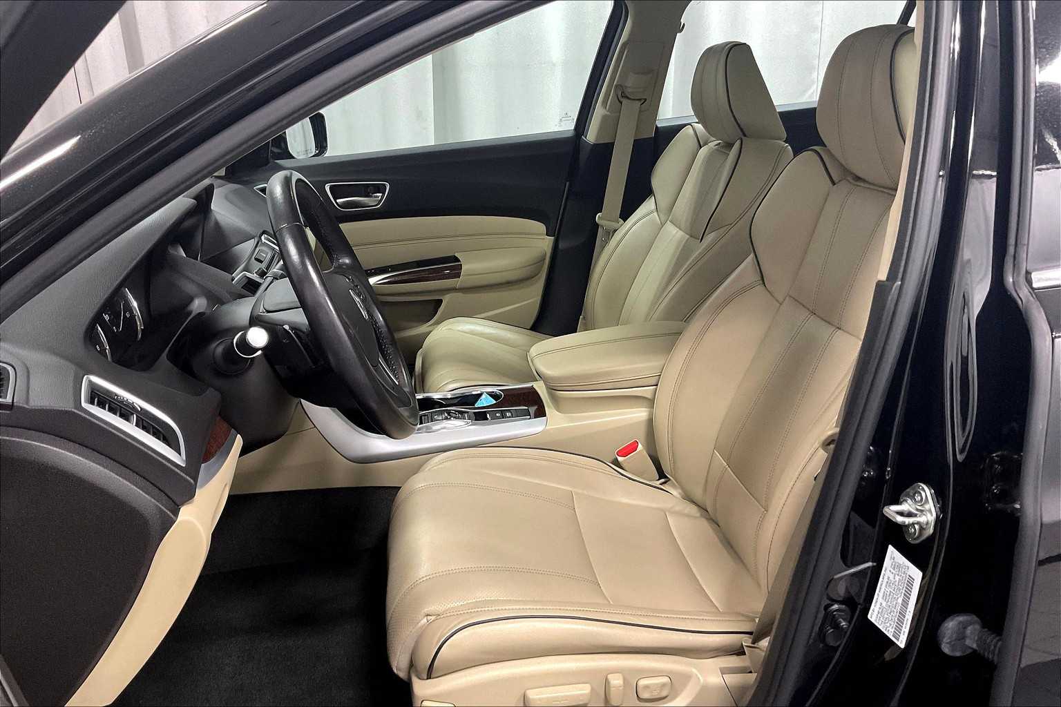 2018 Acura TLX w/Technology Pkg - Photo 10