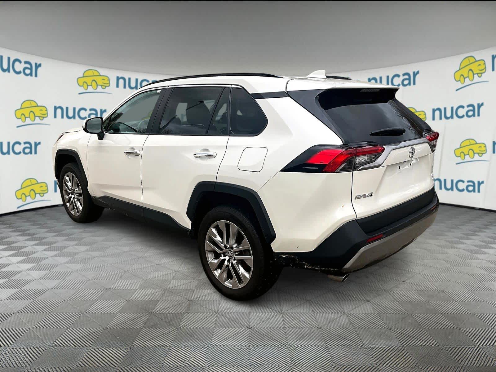 2022 Toyota RAV4 Limited - Photo 3